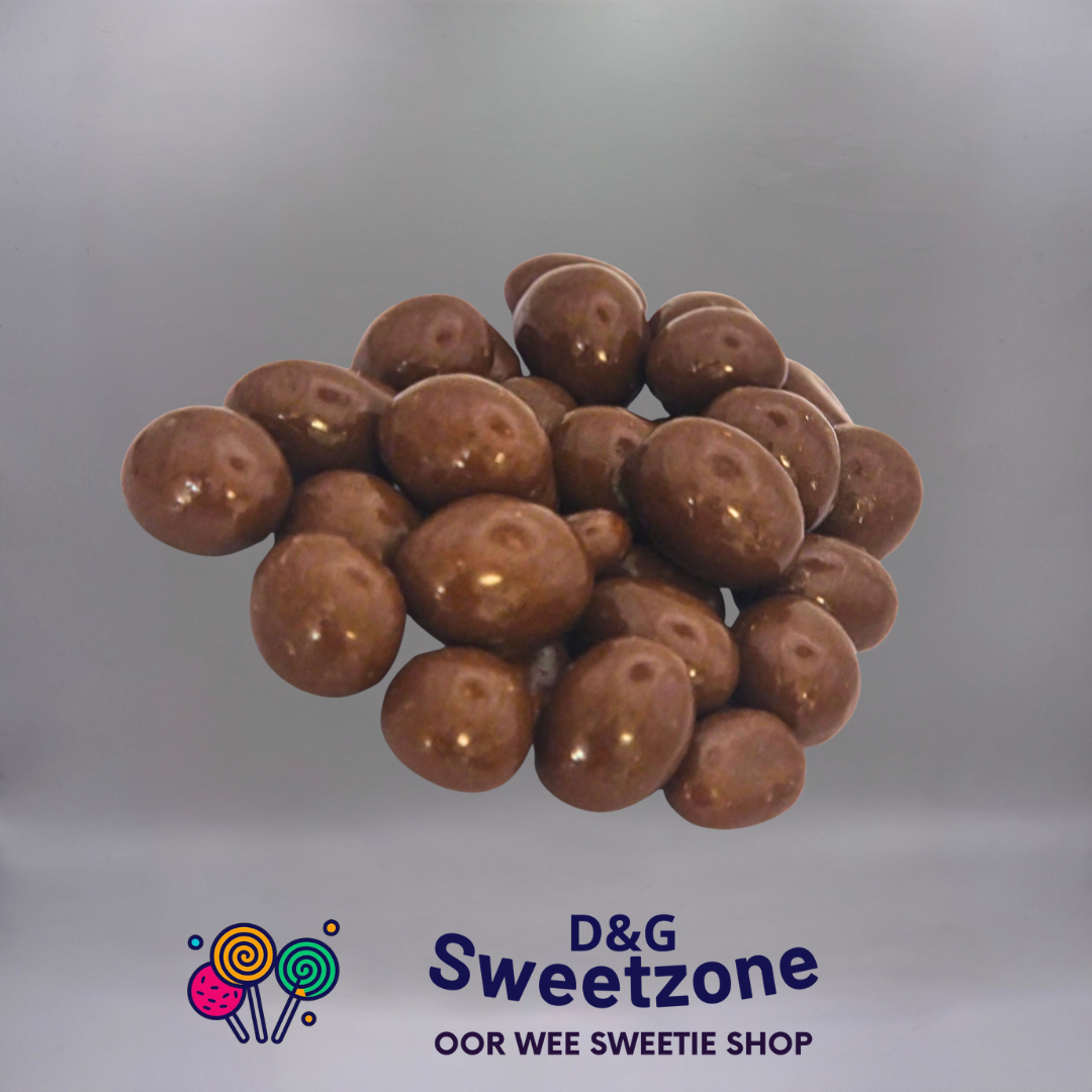 Kingsway Chocolate Flavour Peanuts – chocolate flavour coated peanuts, pick n mix at D&G Sweetzone, Stirling