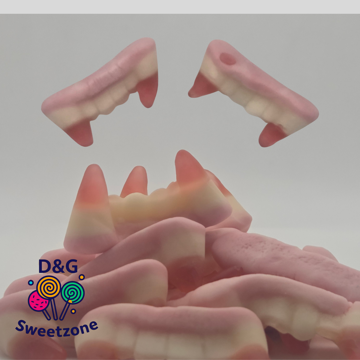 Kingsway Mini Teeth Fangs – mini fang-shaped jelly sweets, pick n mix at D&G Sweetzone, Stirling